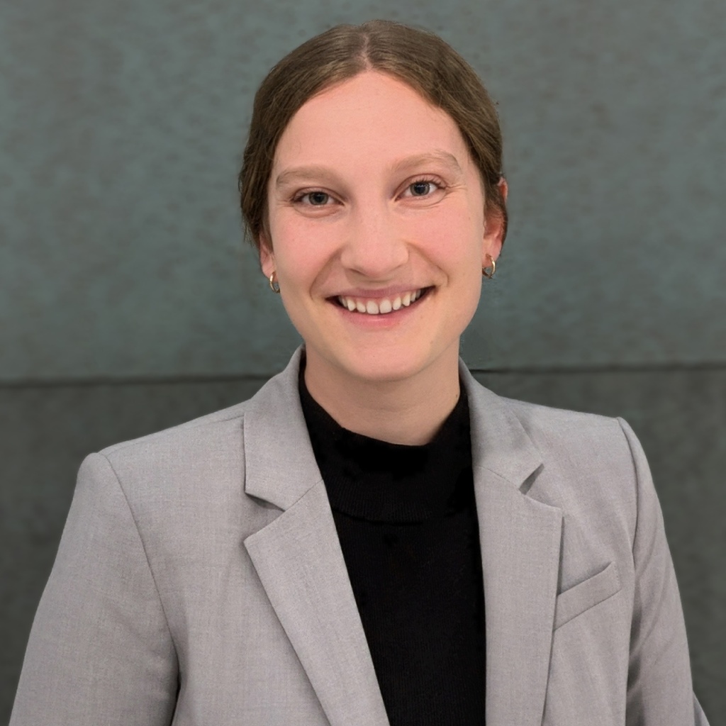 Joan Komp